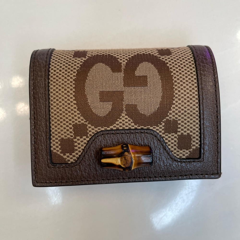 New style Gucci wallet